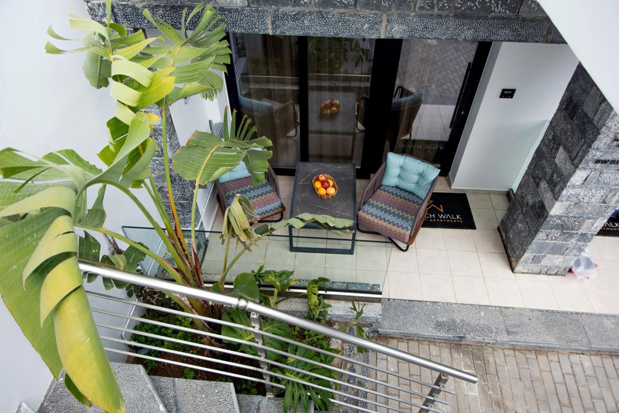 Beach Walk Luxury Suites Amoudara  Exterior foto